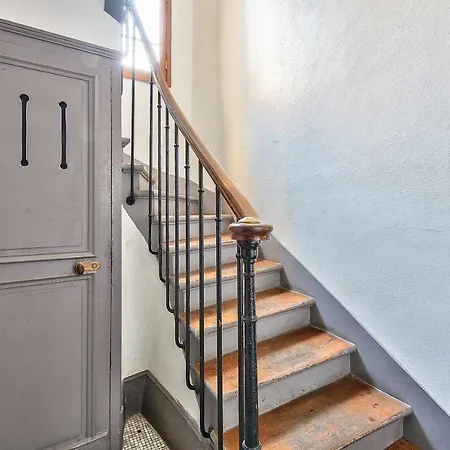 Functional Studio In The 15th Arr * Paris